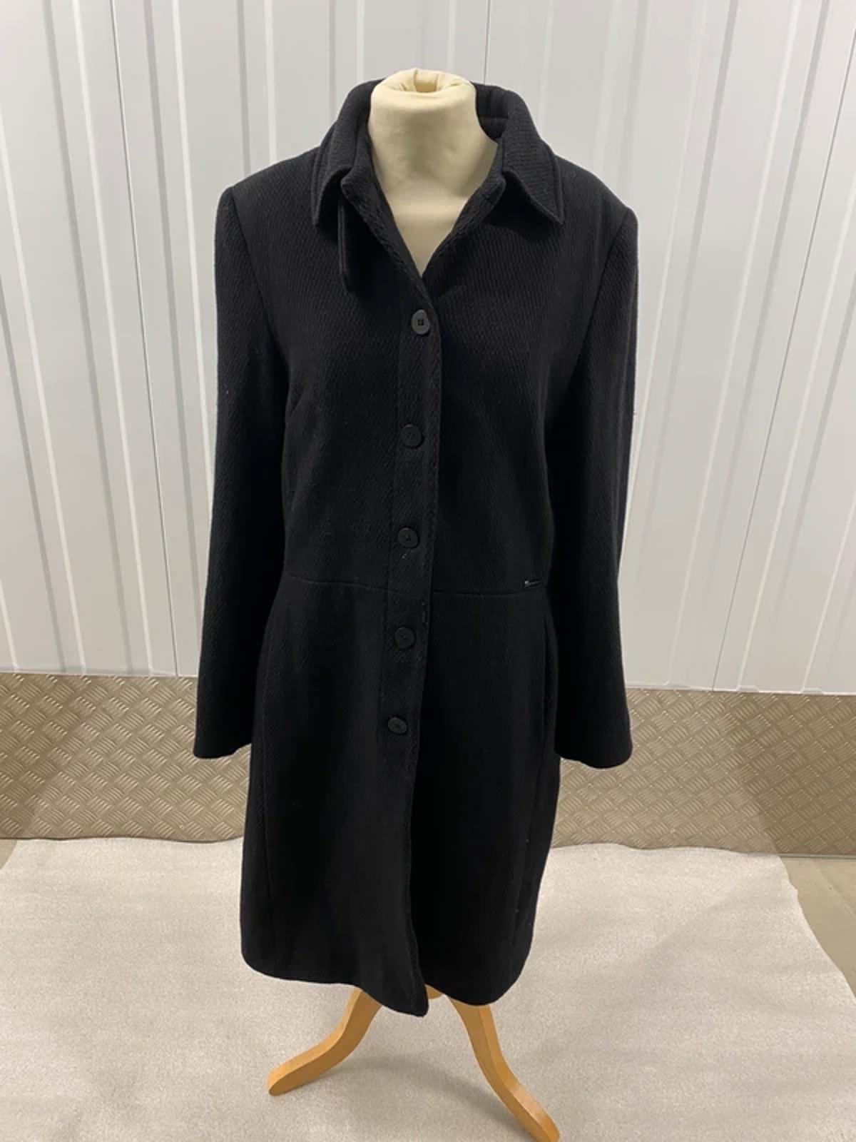 Ted Baker overcoat Black US size 4