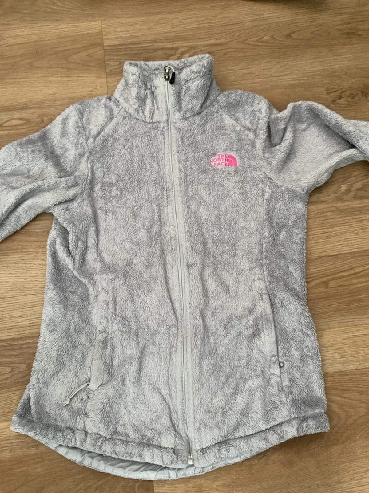 The North Face grey fluffy fleece with pink logo S/P
