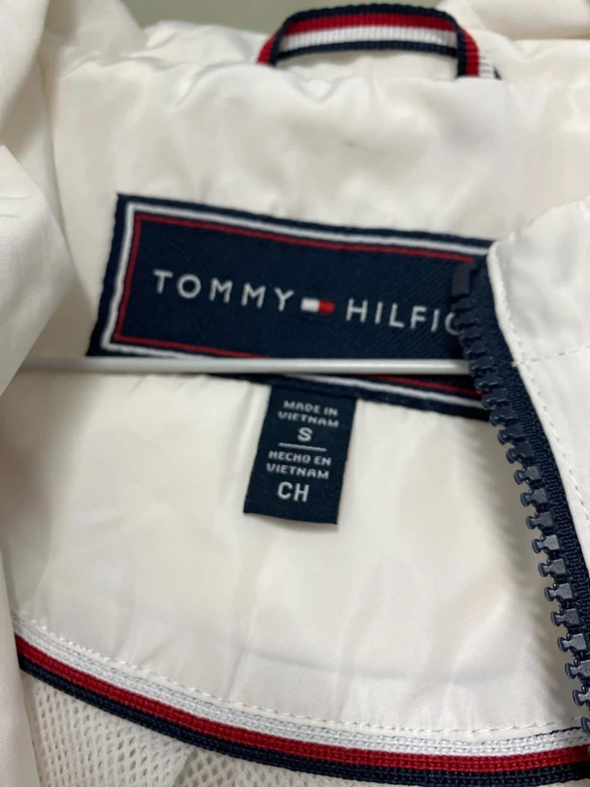 Tommy Hilfiger white windbreaker small