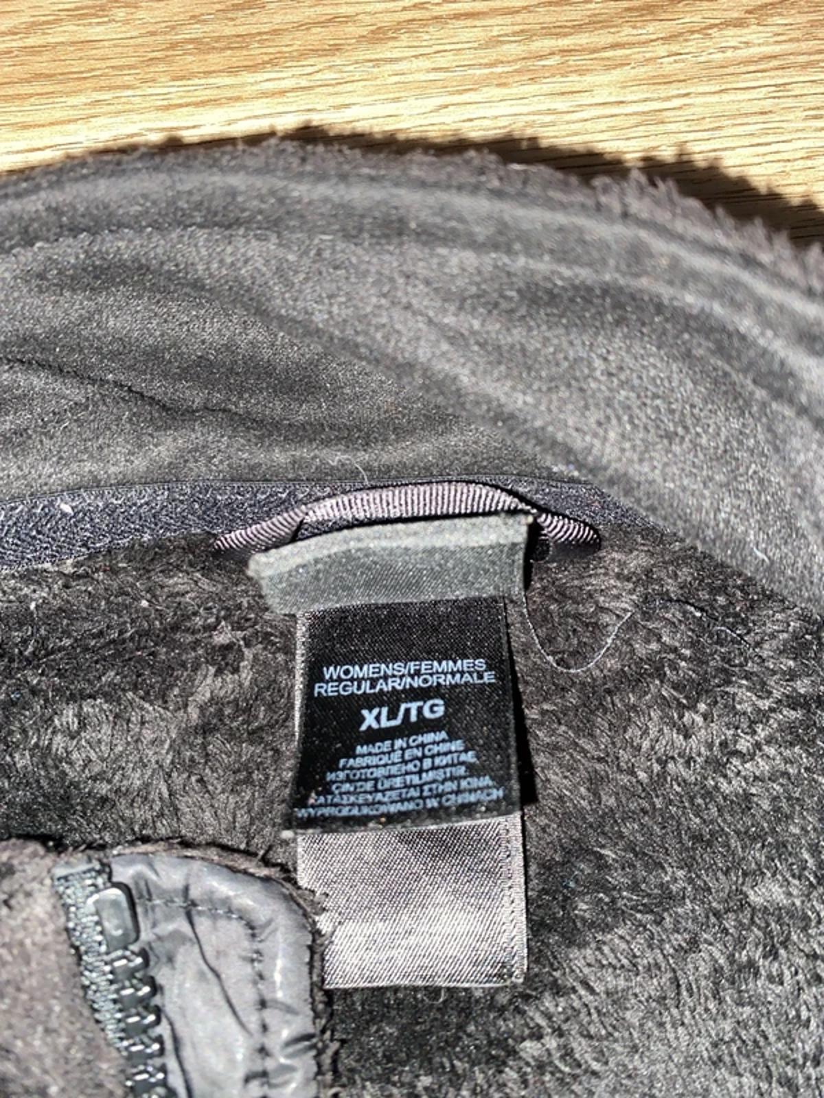 The North Face fluffy fleece XL TG black