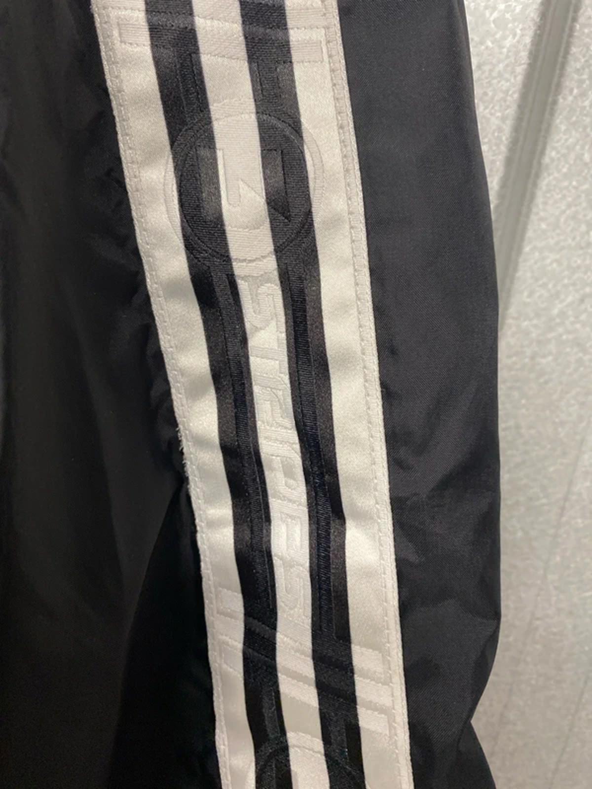 Adidas stripe windbreaker medium