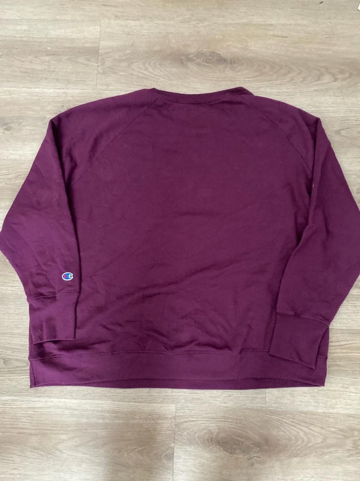 Champion burgundy sweater with graphic usa 3x size