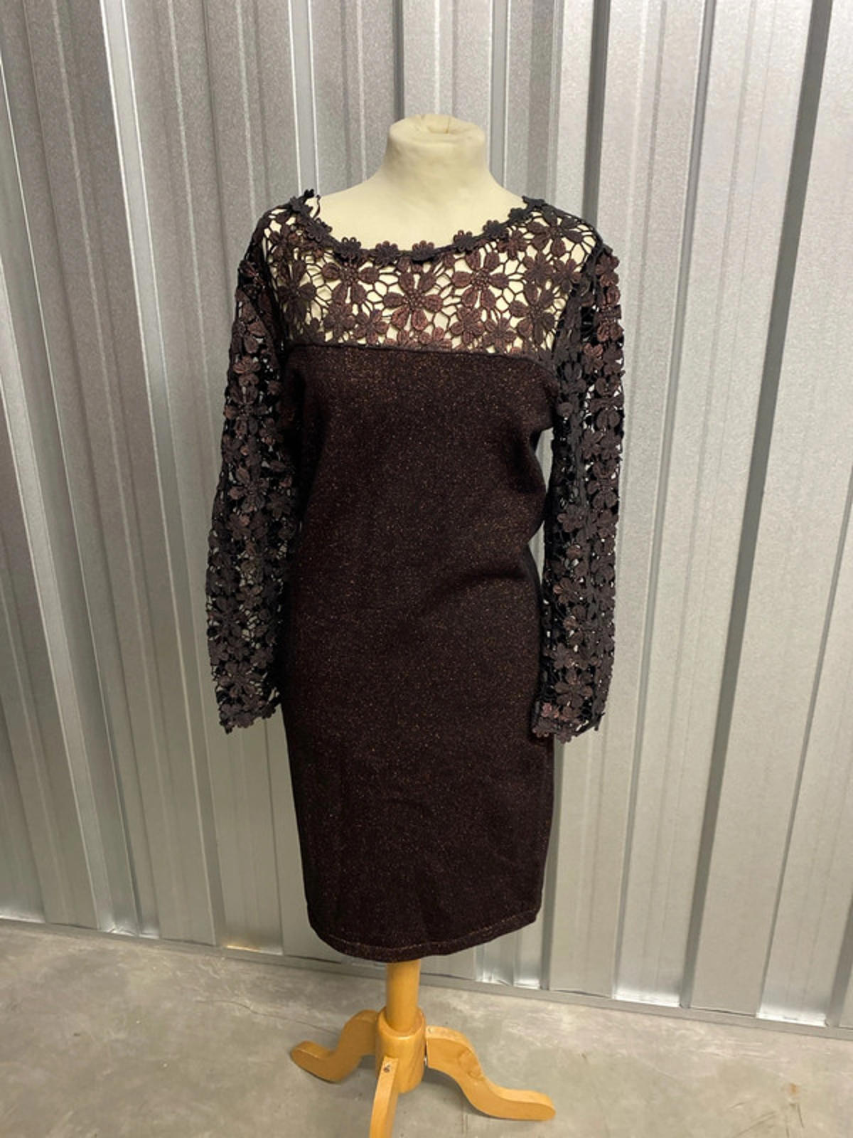 Phase Eight size 12