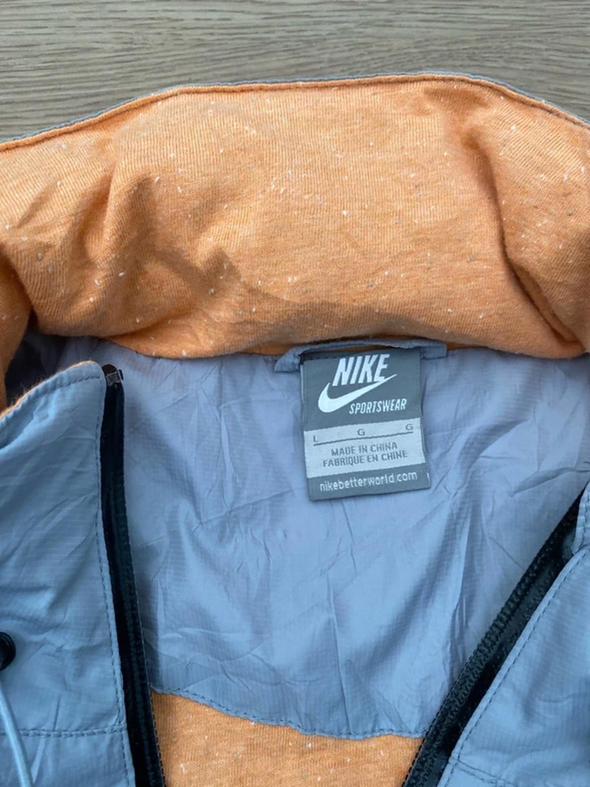 Nike Windbreaker 330 grey orange large