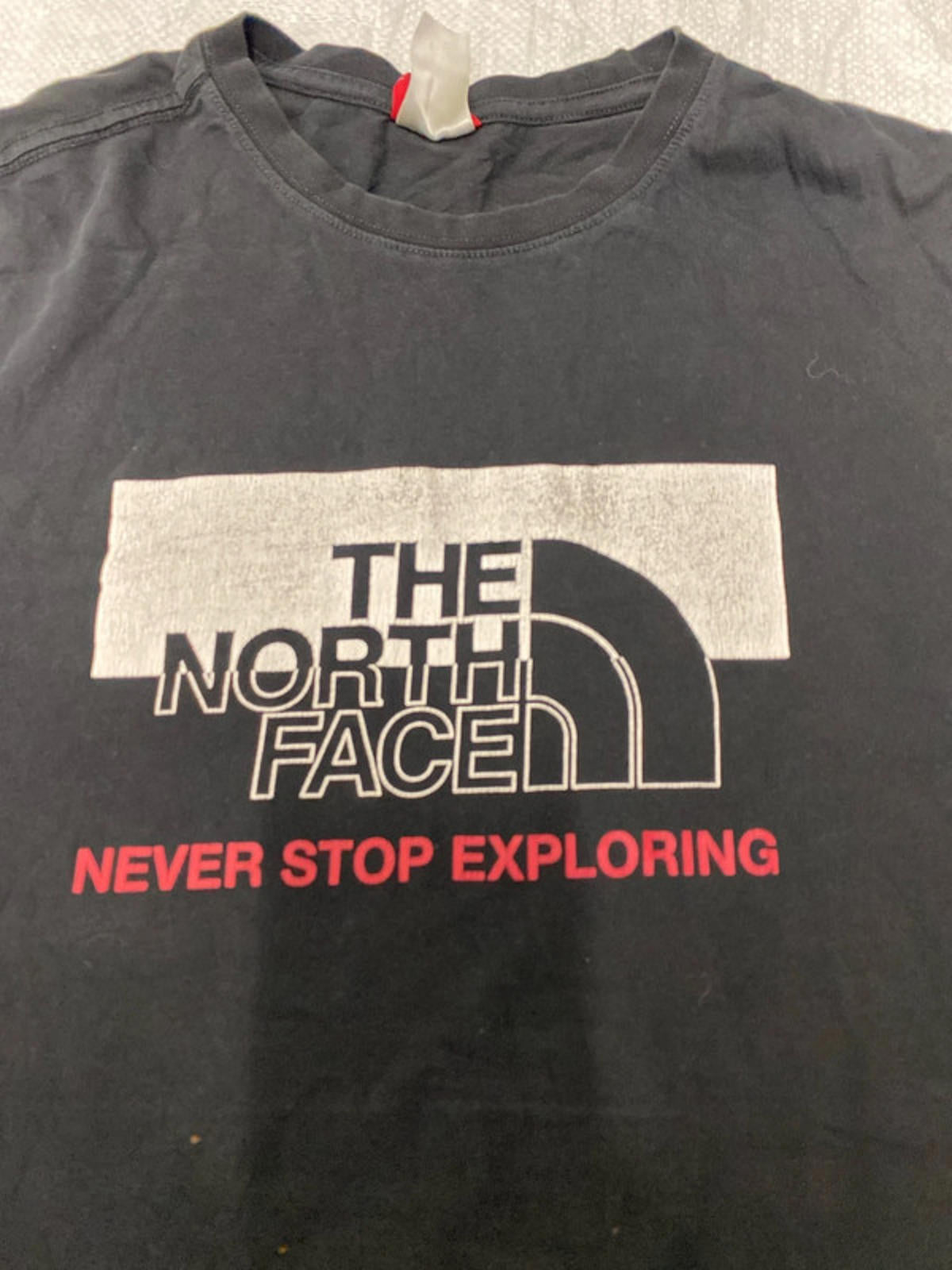 The North Face T shirt. Black. Medium