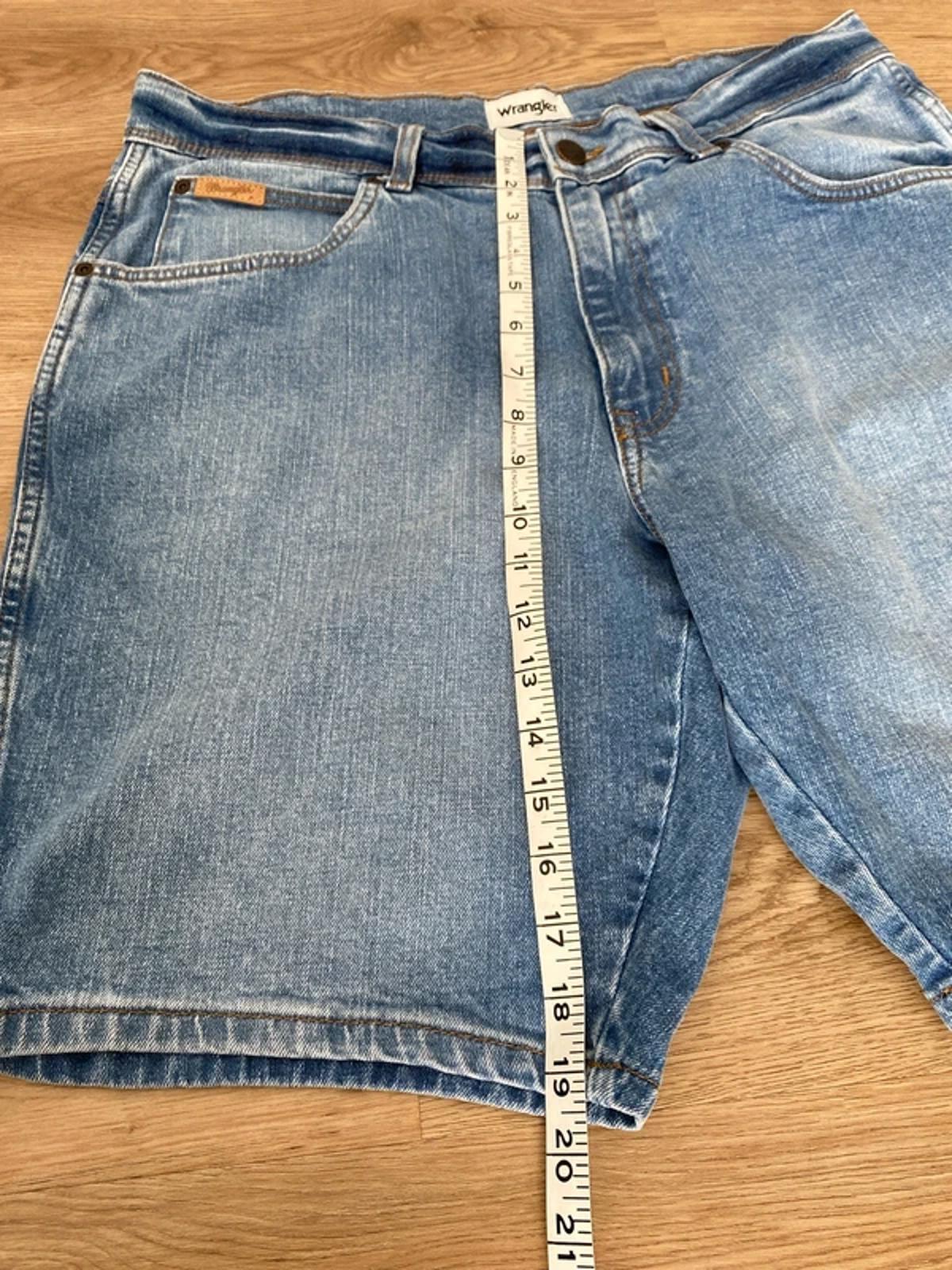 Wrangler Denim Shorts size 36