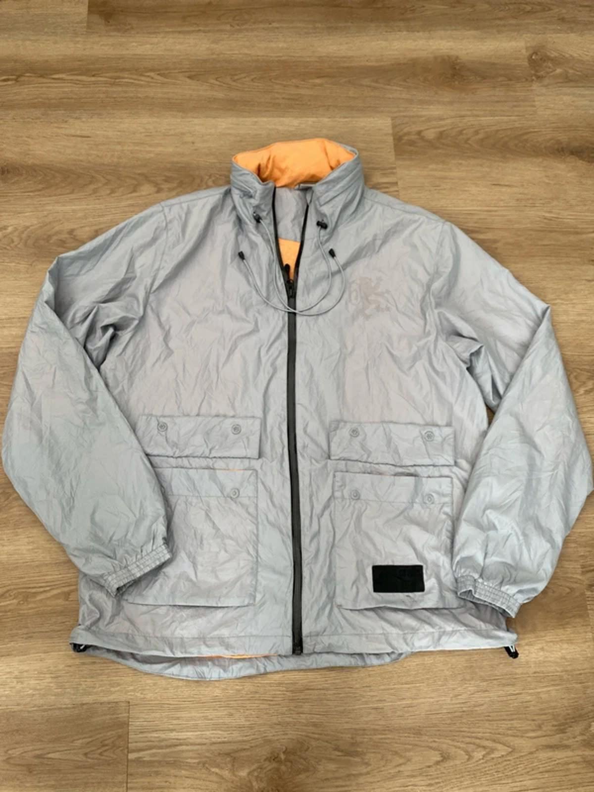 Nike Windbreaker 330 grey orange large