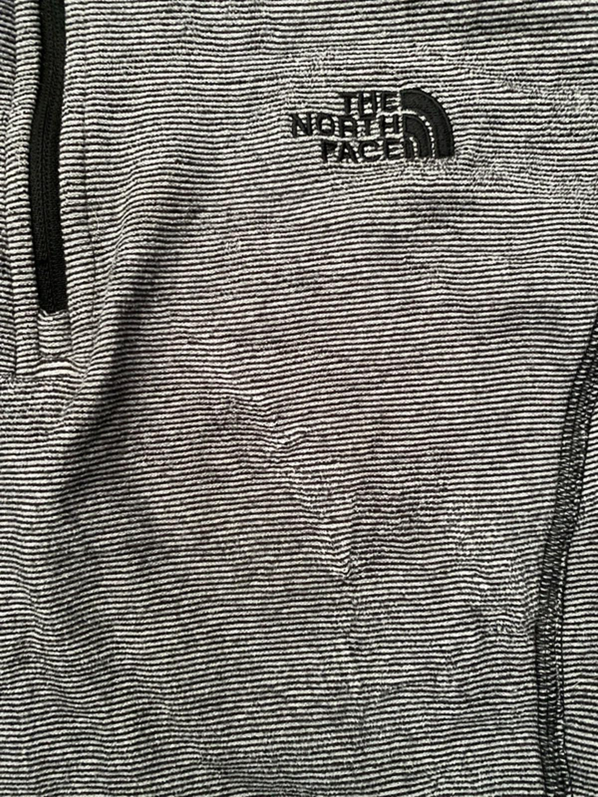 The North Face 1/4 zip sweater grey flecked medium women’s