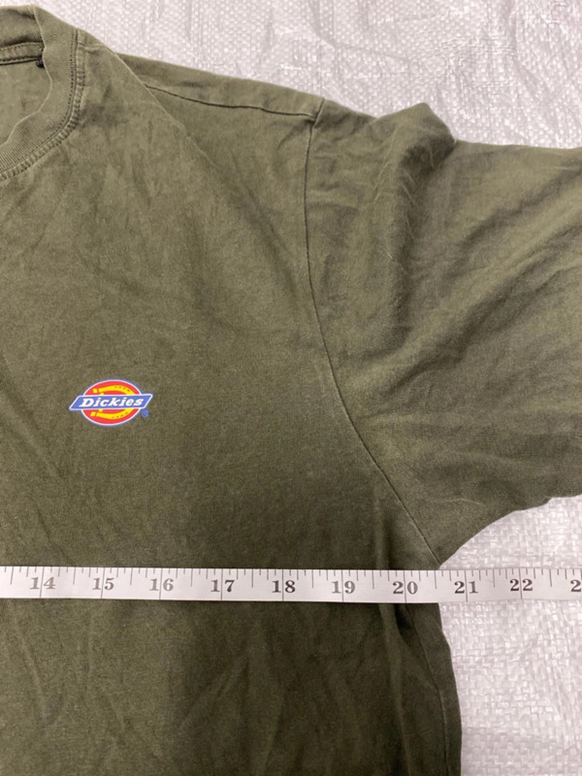 Dickies green medium t-shirt
