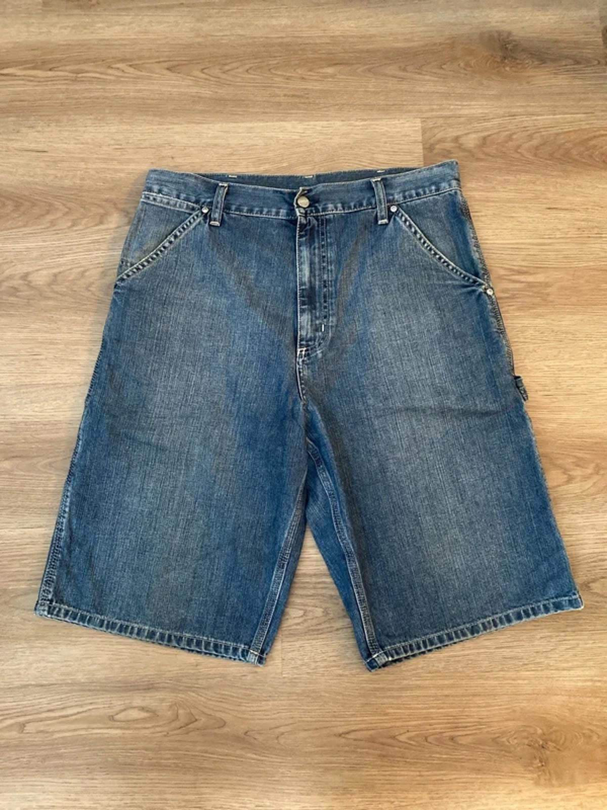 Carhartt  Bermuda denim shorts size 31 on label