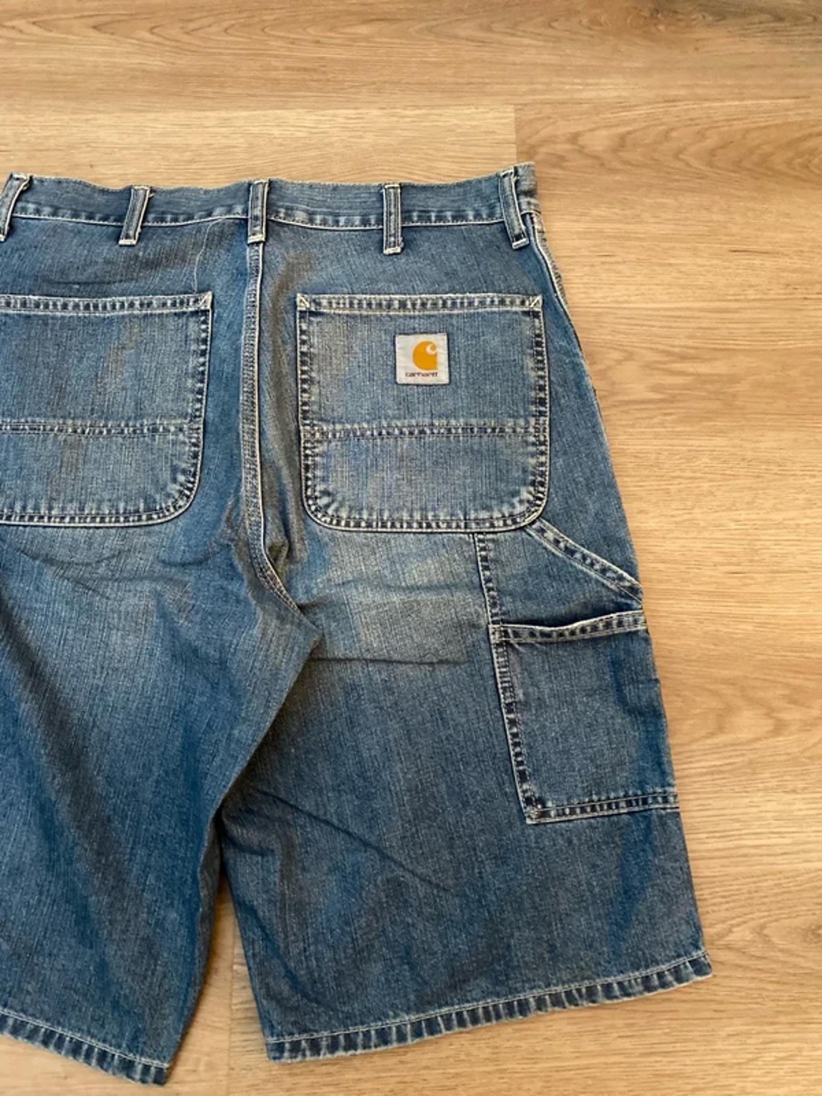 Carhartt  Bermuda denim shorts size 31 on label