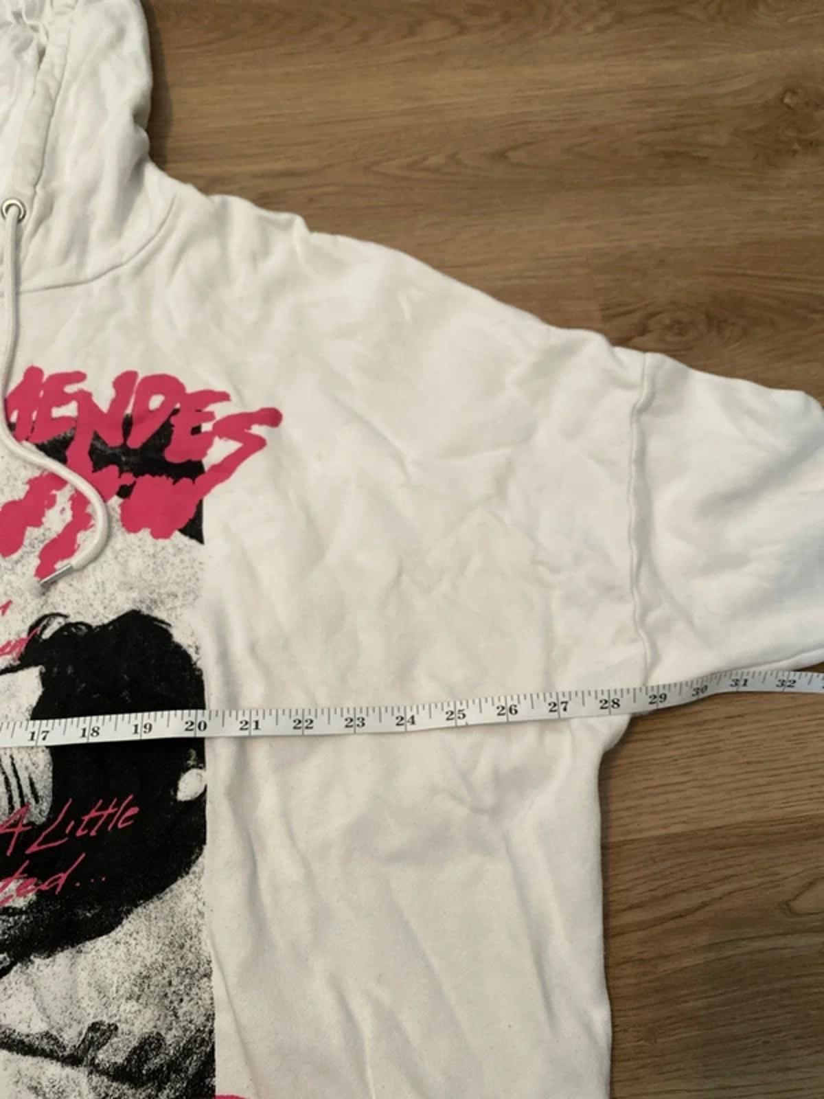 Shaun Mendes The Tour graphic hoodie xl